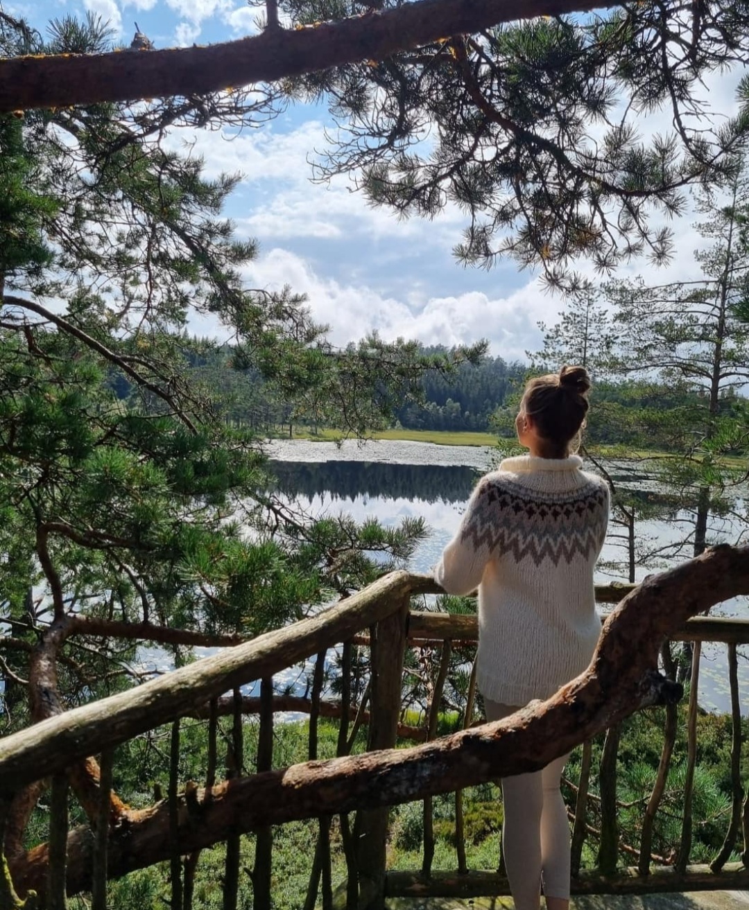 utsikten fra terassen, fuglesang og morgenkaffi